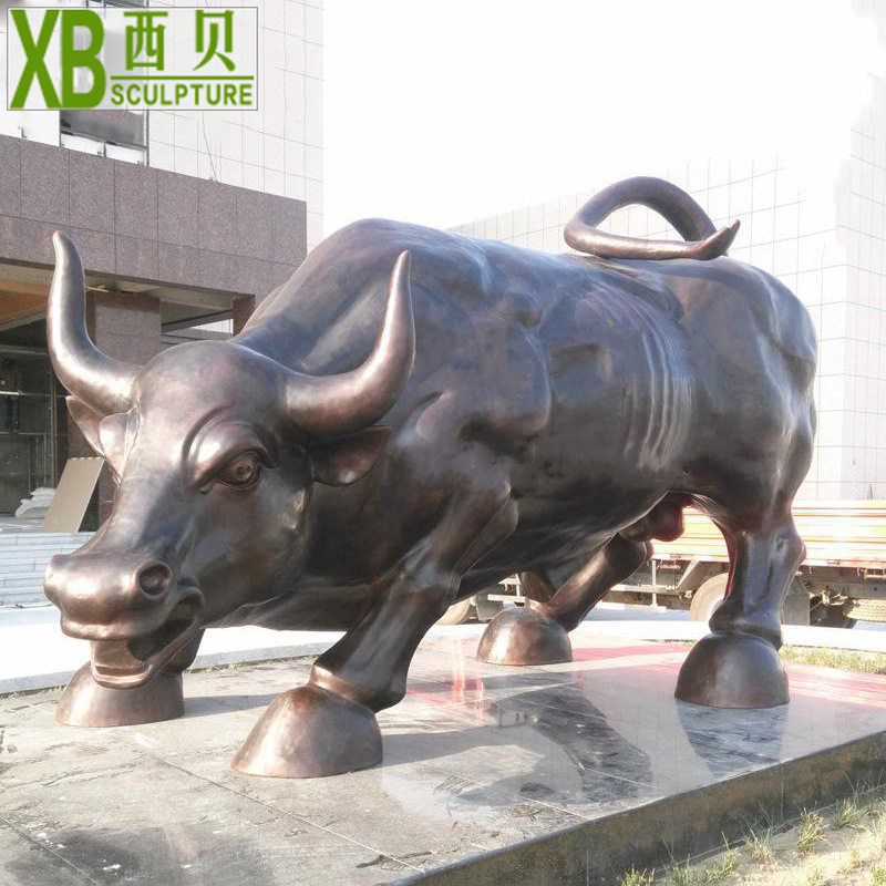 大型铸铜华尔街牛广场雕塑