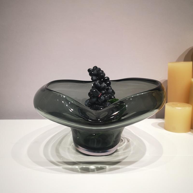 现代轻奢玻璃型水心果盘ILY客厅茶几装品样板房设计师托餐饰桌收