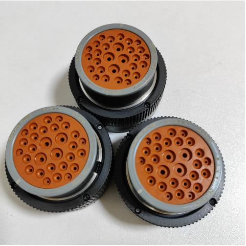/汽车连接器器CHNHDP6-224-29SE连接德驰9P29孔母胶壳2车载