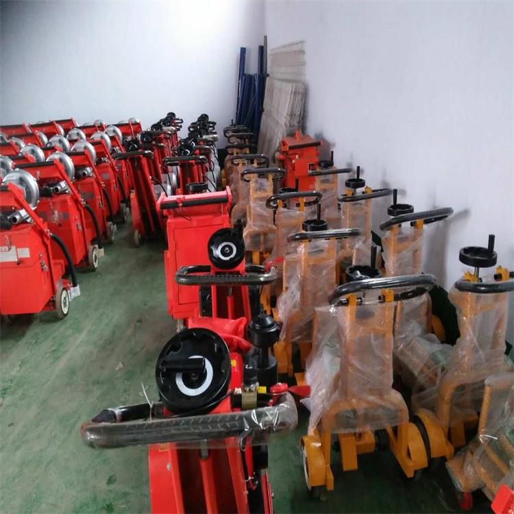 手扶混凝土开槽汽油水泥HSF机地面切割柴油机切开槽设备割图片