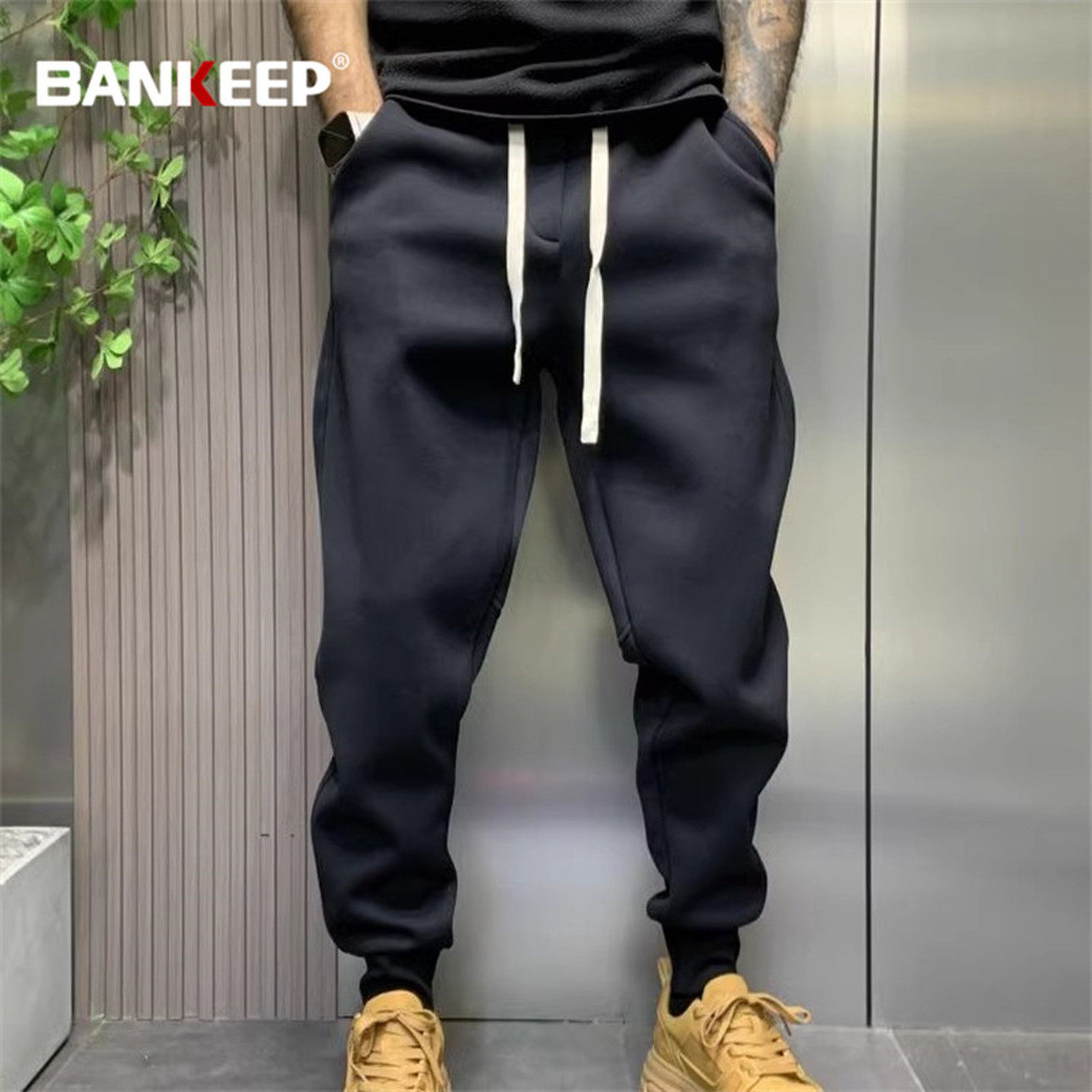 潮牌黑色卫裤男士2026新款春秋冬季束脚加绒男裤宽松休闲裤子男款