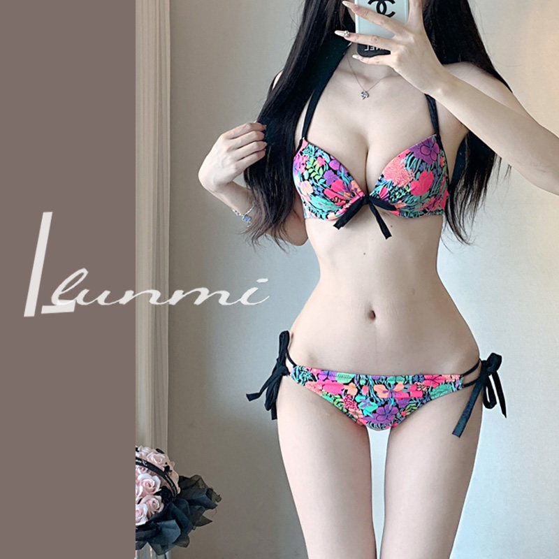 纶蜜小胸平胸比基尼加厚胸垫聚拢显胸泳衣欧美性感带钢托大胸温泉