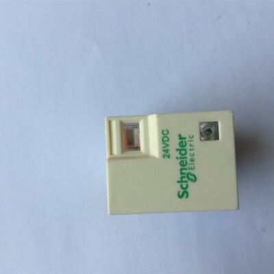 继电器RXM4LB2BD DC24V  4开4闭