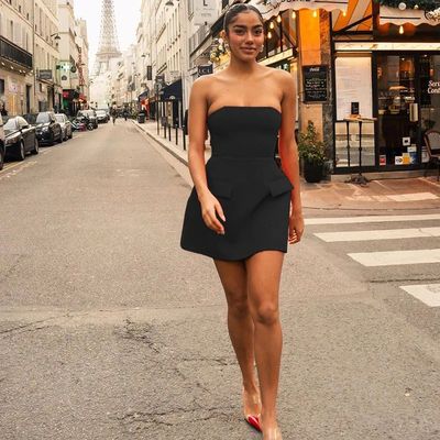 Solid color strapless waist cinching dress纯色抹胸收腰连衣裙