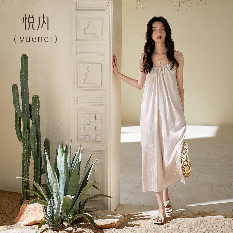 悦内带胸垫睡裙女士睡衣夏季冰丝吊带背心大码长款仿真丝绸高级感