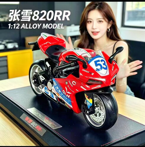 820RR机车模型仿真合金回力声光