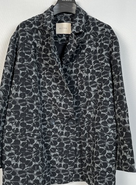 柯罗芭春秋专柜同款黑灰撞色印花西服外套  SW2901 ￥4290