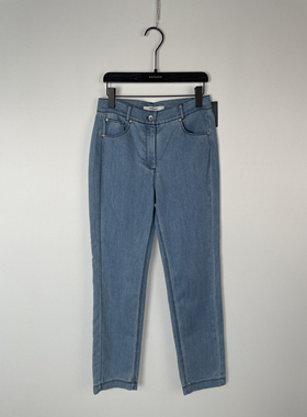 柯利亚诺春秋专柜同款浅蓝色直筒牛仔裤  KN0214(9UN) ￥2680