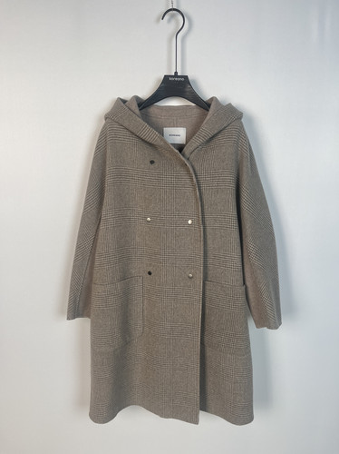 柯利亚诺冬季专柜同款连帽双排扣灰驼大衣  FY0033(9UN)C ￥12800