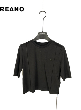 柯利亚诺夏季专柜同款静谧黑色针织短款合体打底衫  TT5871 ￥590