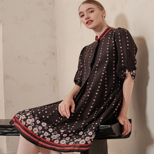 ￥4880 LW6068 柯利亚诺春秋专柜同款 原创定位花小A连衣裙