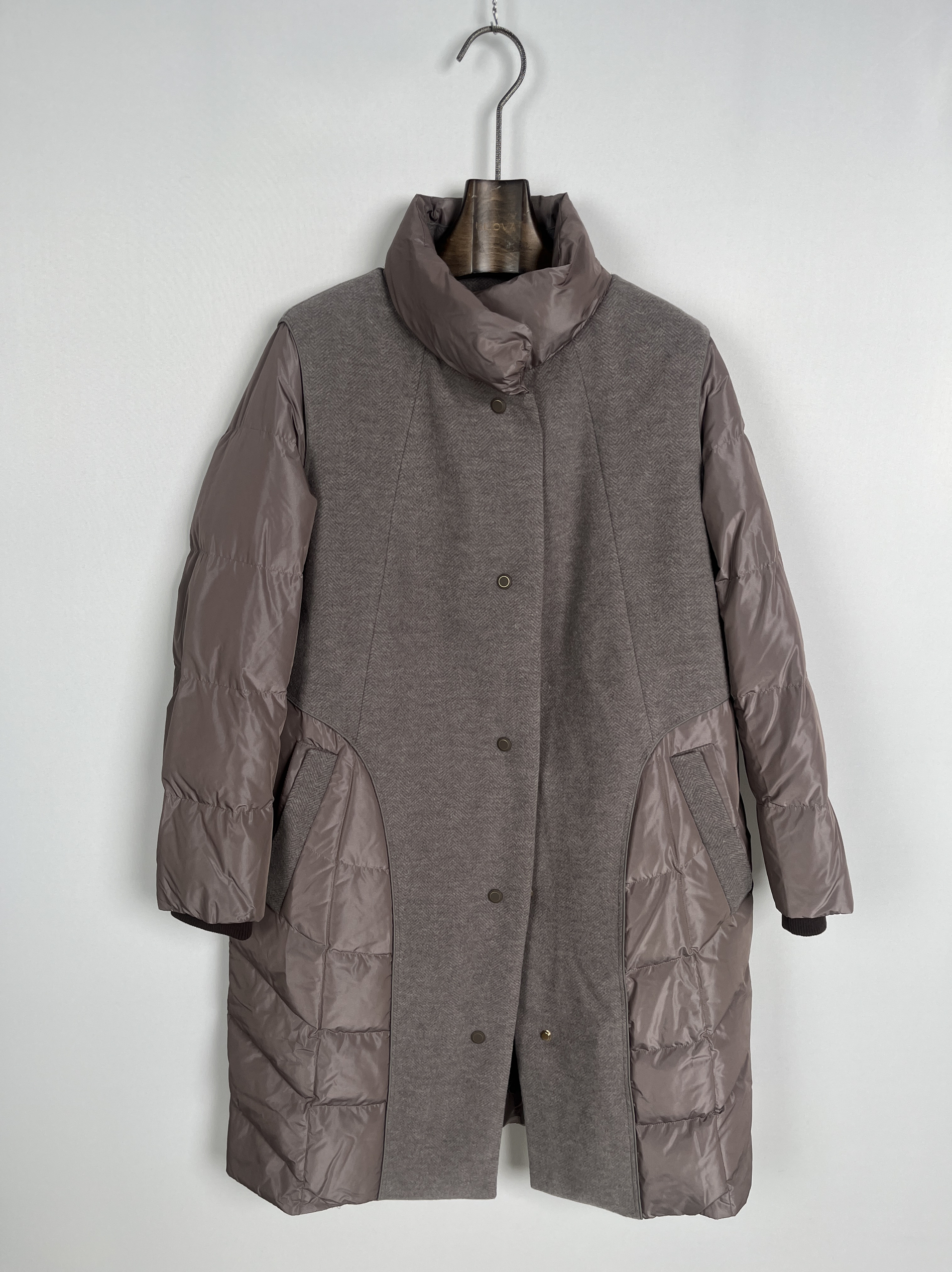 柯罗芭冬季专柜同款小茧型假两件式中长羽绒服  YC4086 ￥8900