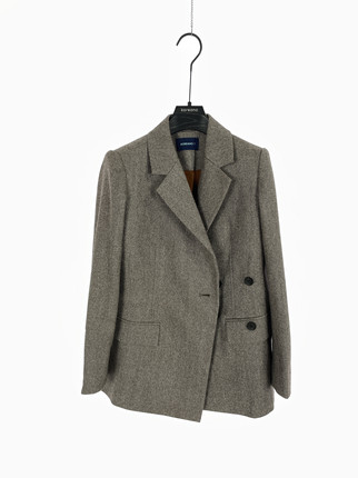 柯利亚诺冬季奥莱专柜正品外套 SY4238(JUN)B烟色 吊牌价:2490