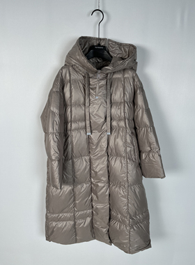 柯利亚诺冬季专柜同款羽绒服  YC6520 ￥6990