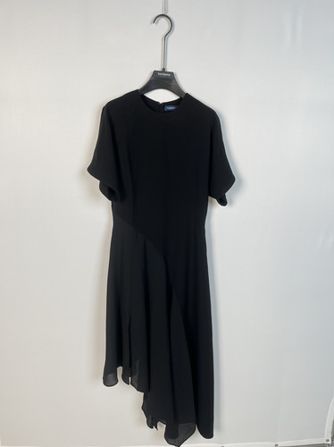 柯利亚诺冬季专柜同款静谧黑连衣裙  LW6501 ￥4490