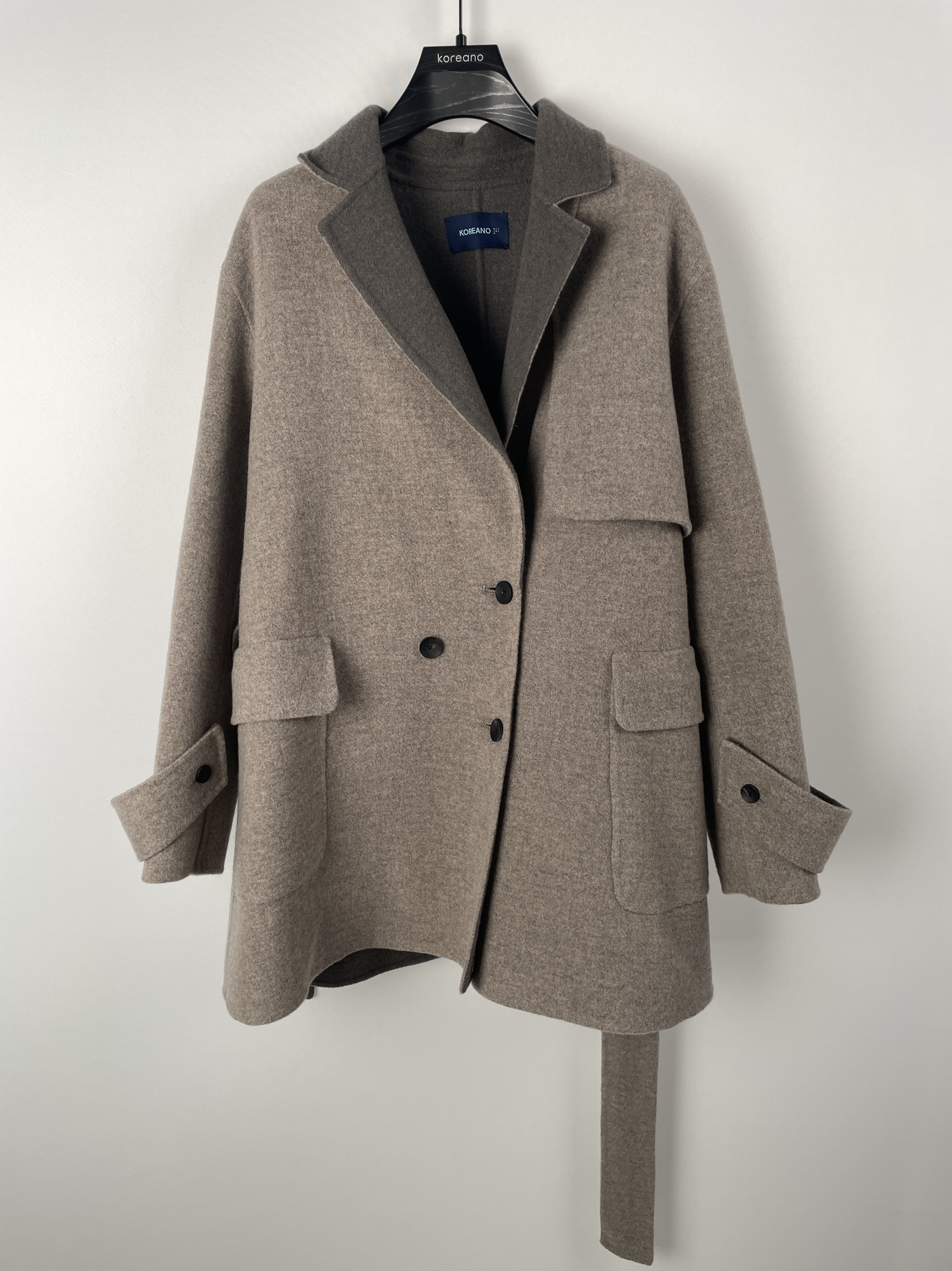 柯利亚诺冬季专柜同款烟灰色微落肩西服领宽松外套  SY4232(JUN)C