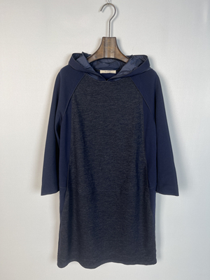 柯罗芭冬季专柜同款O型连帽连衣裙  LY1170 ￥4290