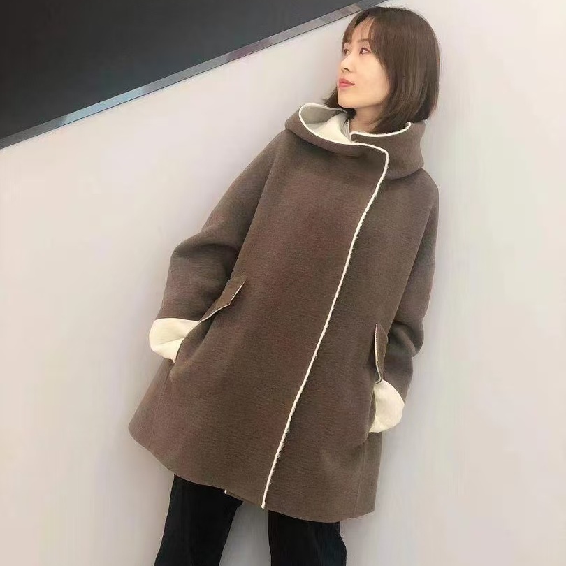 柯罗芭冬季专柜同款落肩大H型连帽大衣  FY1561 ￥11900