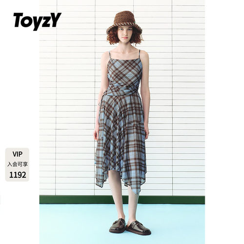ToyzY复古格纹吊带连衣裙2026夏新款不规则下摆收腰裙ZC36205520