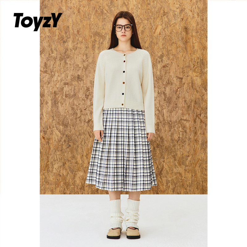 ToyzY100%绵羊毛圆领针织开衫女短款植绒扣2025冬新款ZC35506080