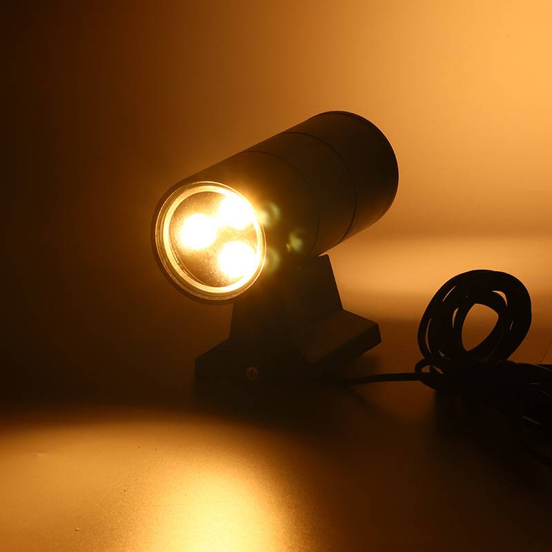 LED户外壁灯投光灯太阳能泛光灯遥控可调光庭院高亮度路灯灯