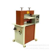 双辊布备料压116光设辊筒亚光效果著显棕 侗布皮料压光机