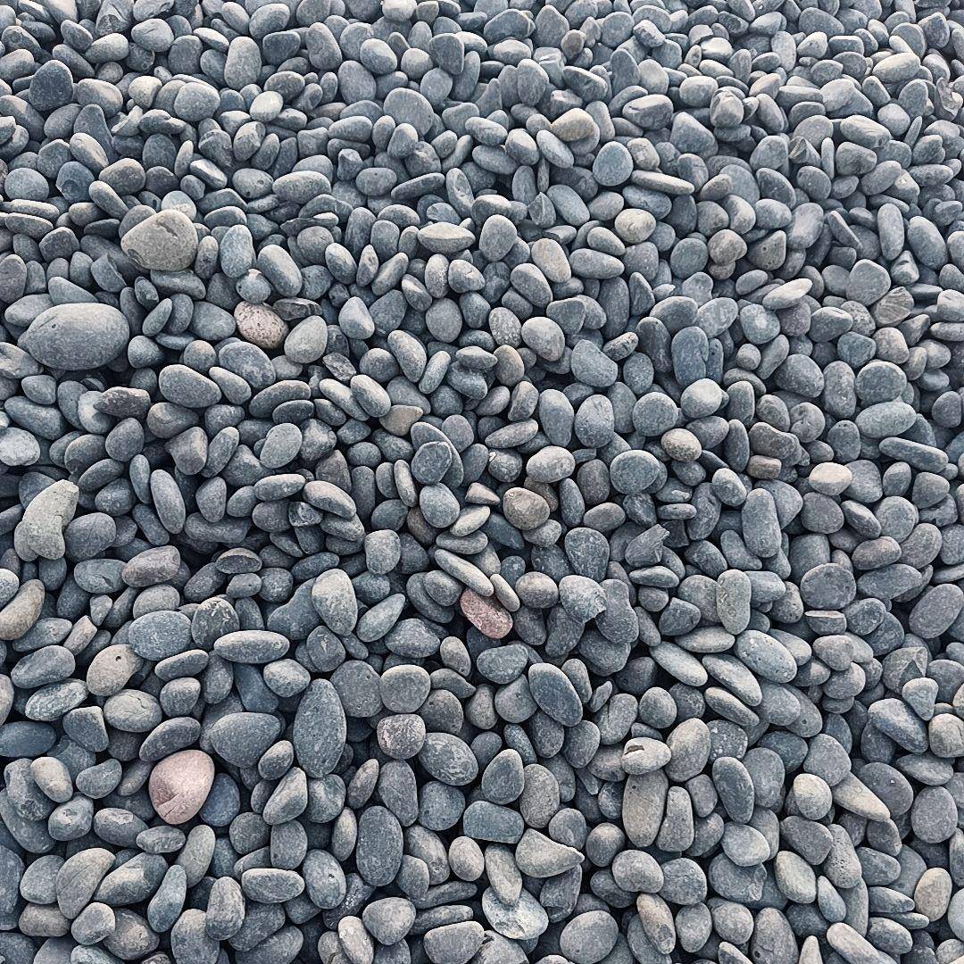 黑色鹅卵石厂家原石石花雨石庭花园铺路石鱼缸造景石259工程院头