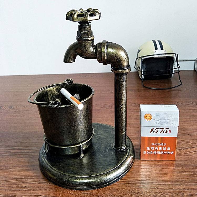 复古铁艺烟灰缸模型创意纯手工烟缸个性家居软装饰摆件道具