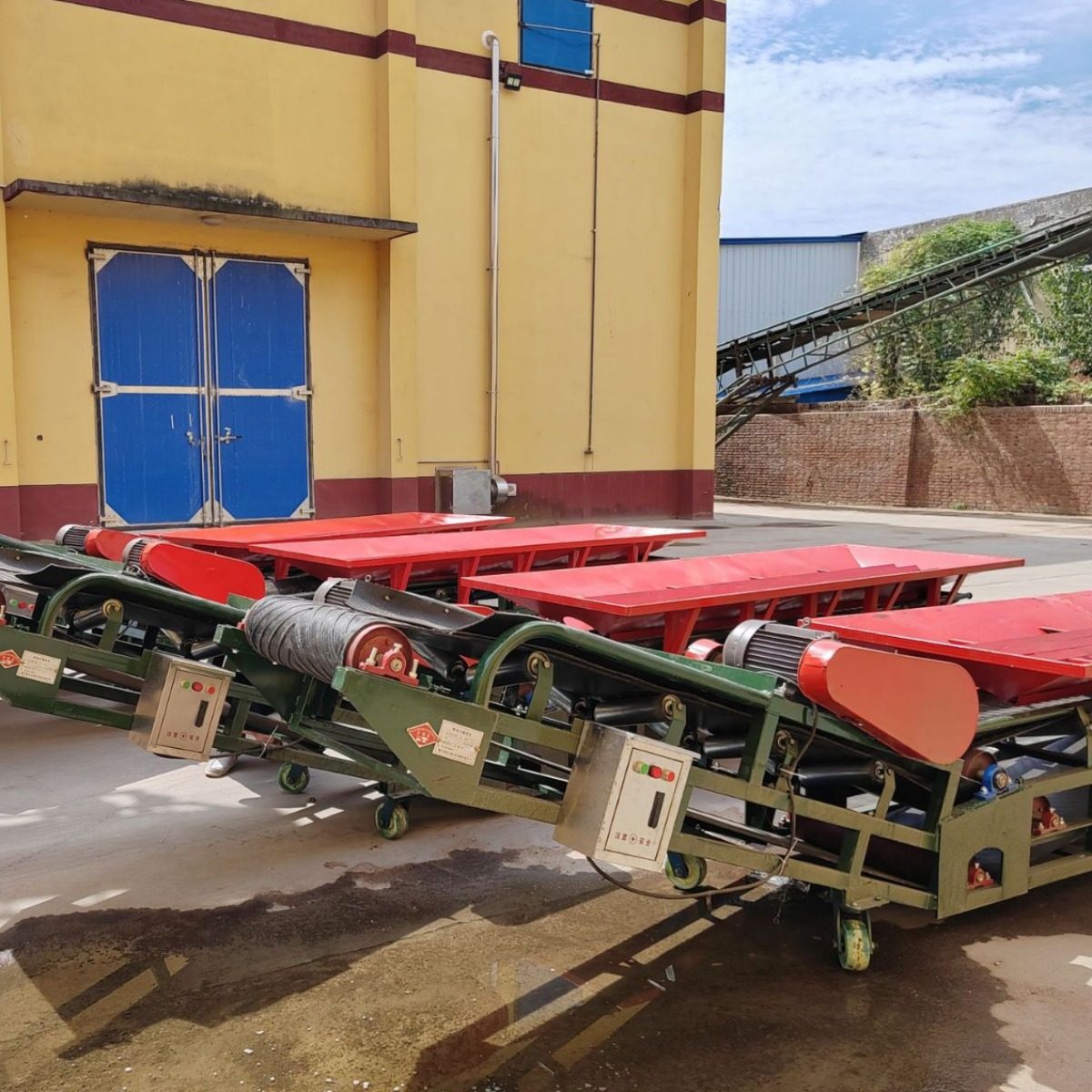 移动式卸粮机 入库设备 快速卸粮 与其他输送机械配套使用