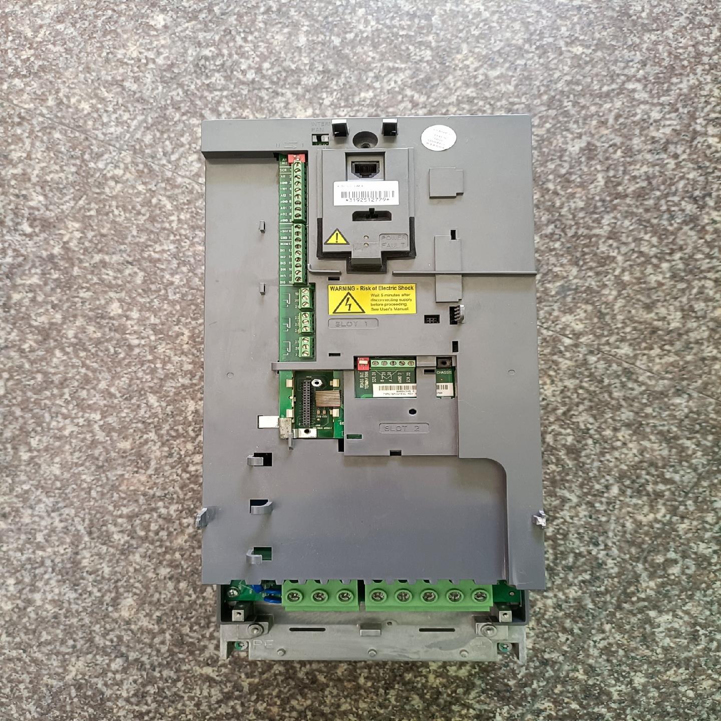 议~ABB19年变频器18.5KW ACS510-01-038A