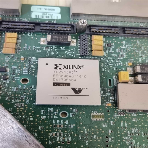 【顺庆】XC2V1000 FFG896AGT XILINX【议价】