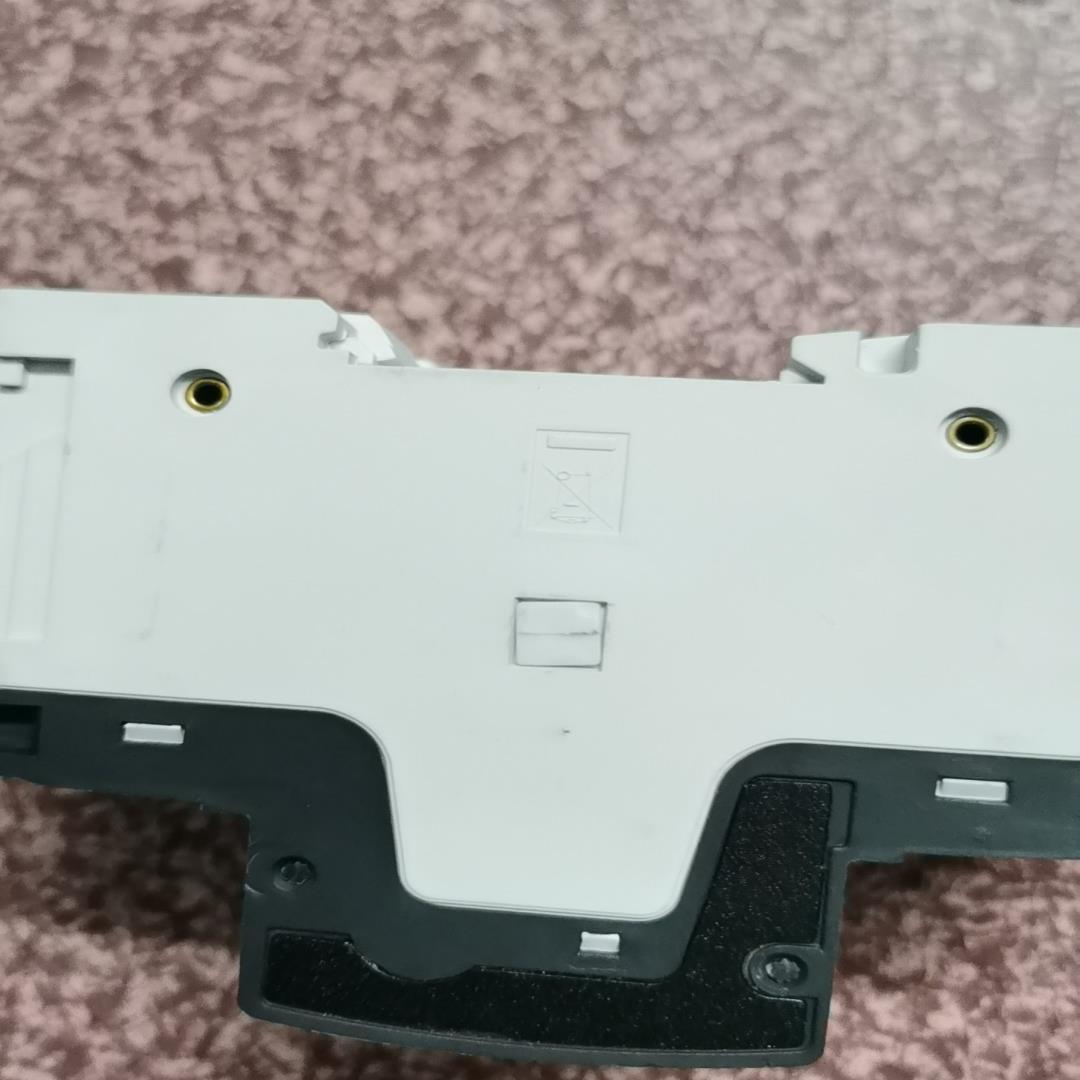 议价施耐德NG125H  2P20A断路器，法国，工程余料，