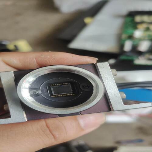 UI-2250SE-M-GL 货 实物图（憨憨电子）