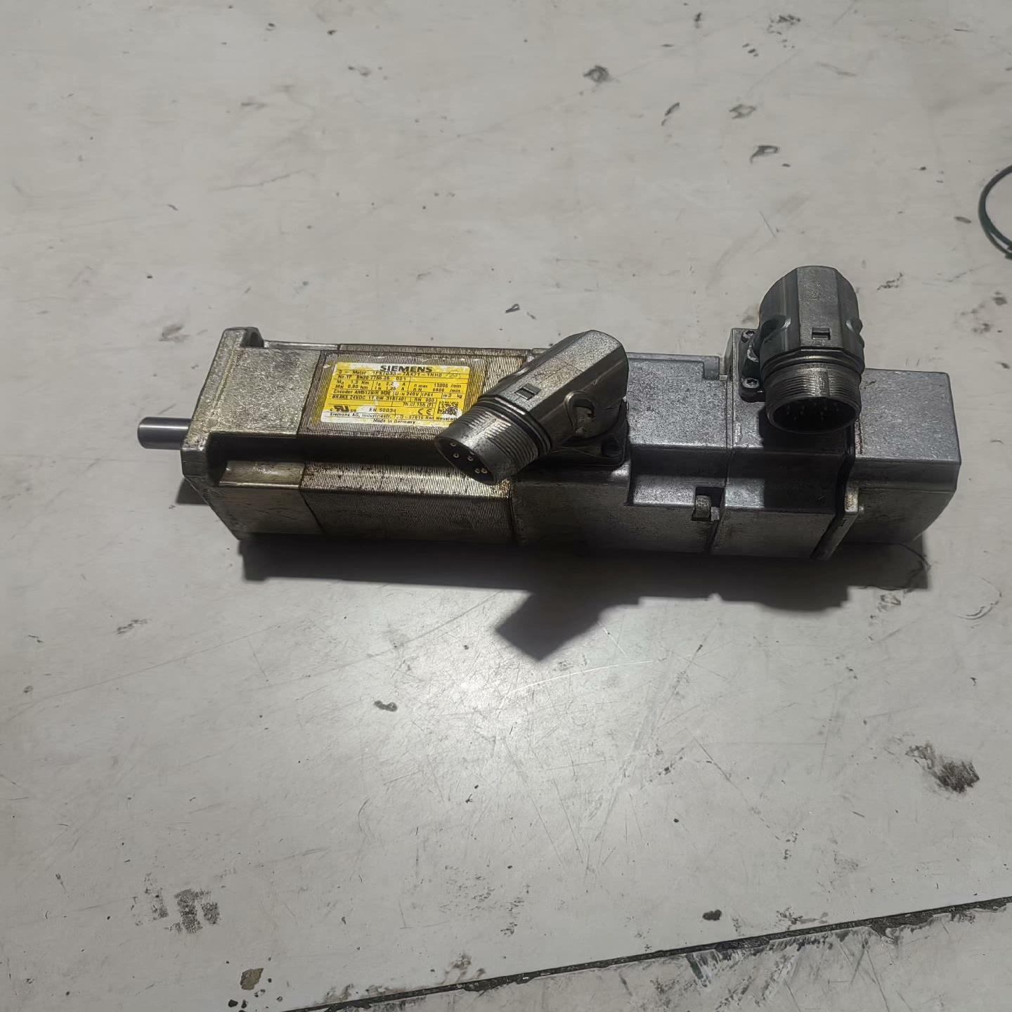 （议价）子电机，1FK7033-7AK71-1HH0，拍！