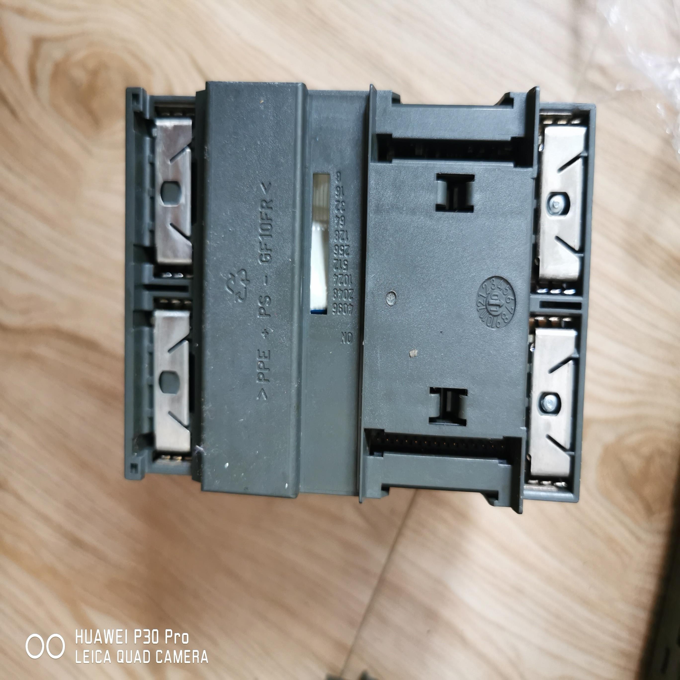 6ES7315-2AF03-0AB0,，的，外观一般，边~议价