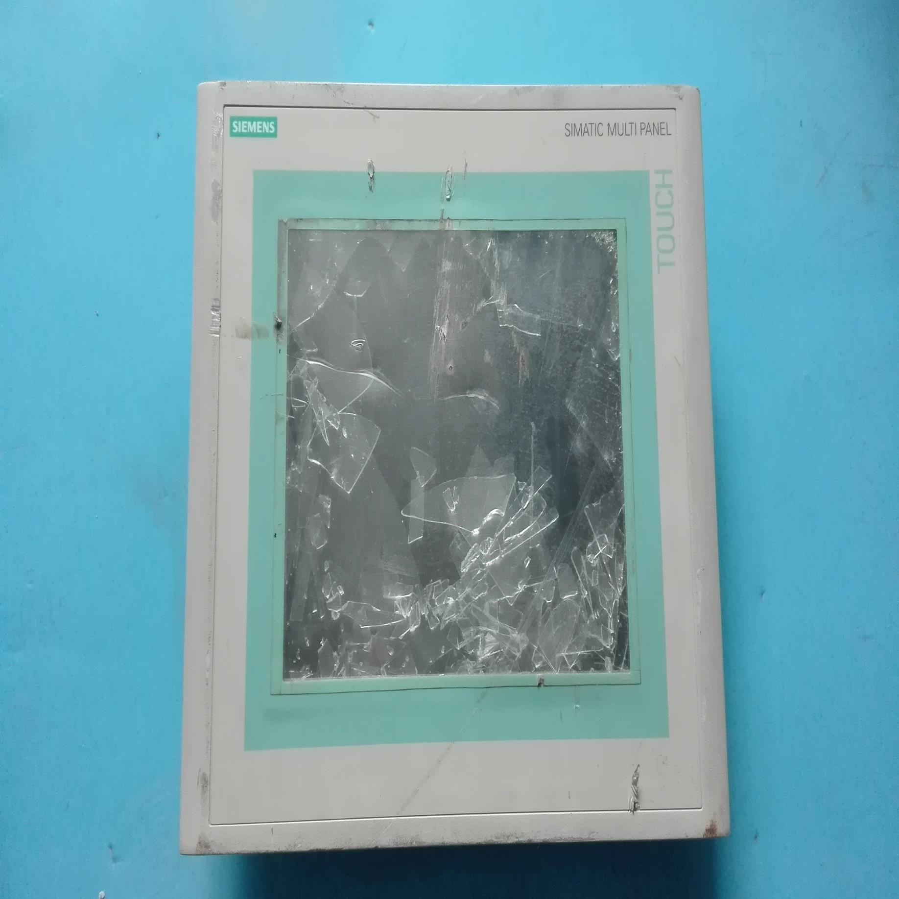 高 MP270B-10触摸屏6AV65456AV6 545-0AG10-0AX0 二手触摸板碎