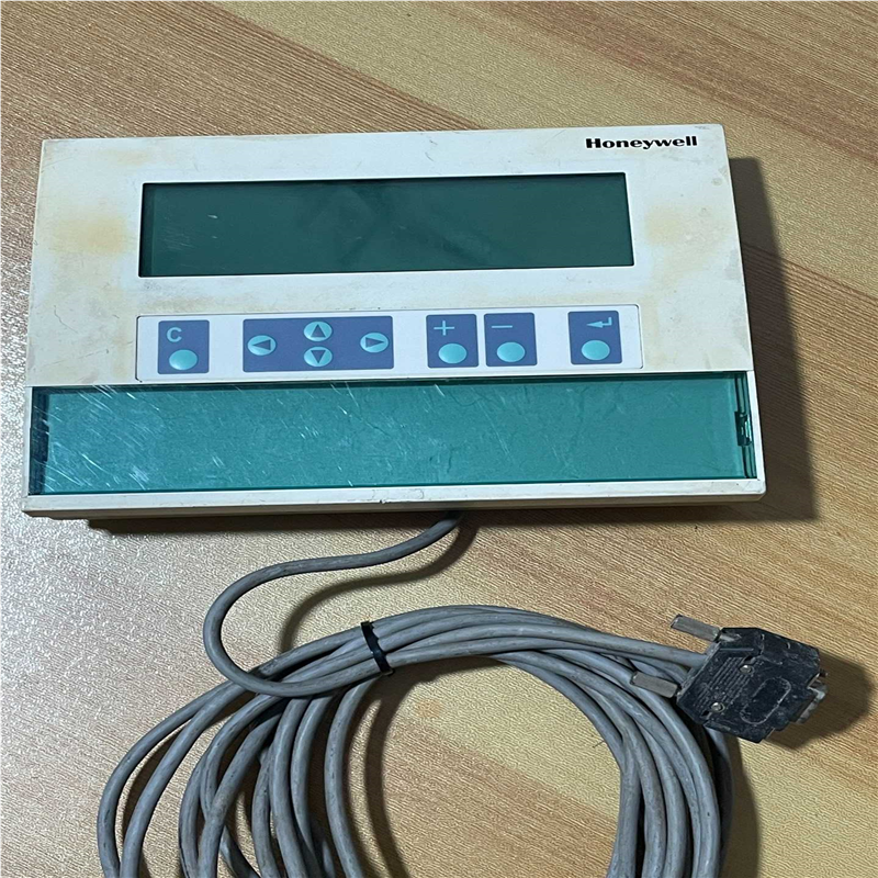 控制器 XI582CH ，。~议价