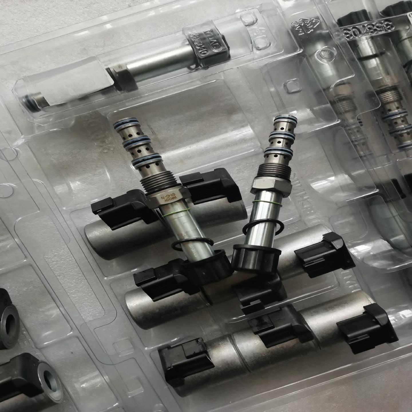 贺德克液压电磁阀插装阀WK01Y01-C-N，(崽崽配件）