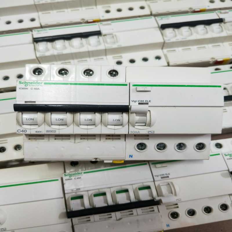 议价施耐德A9漏电保护器开关4P 40A,施耐德C40漏保，二手