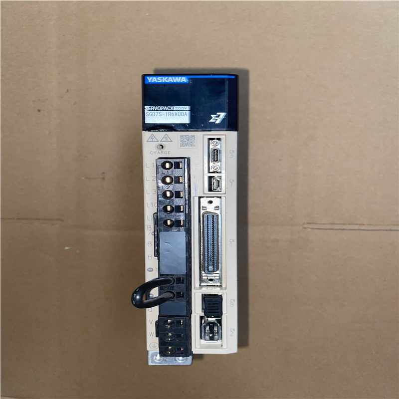 （仔仔配件）SGD7S-1R6A00A 安川伺服驱动器