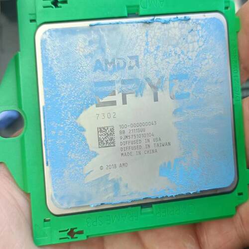AMD epyc 7302 正式版  通道全，16核32线程（憨憨电子）