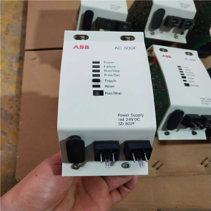 ABB AC800F SD802F 6台九成新议价。(崽崽配件）