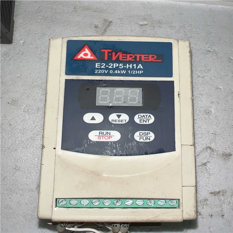 【汇生】台安变频器E2-2P5-H1A+实物如图所示，质量包好，有需【
