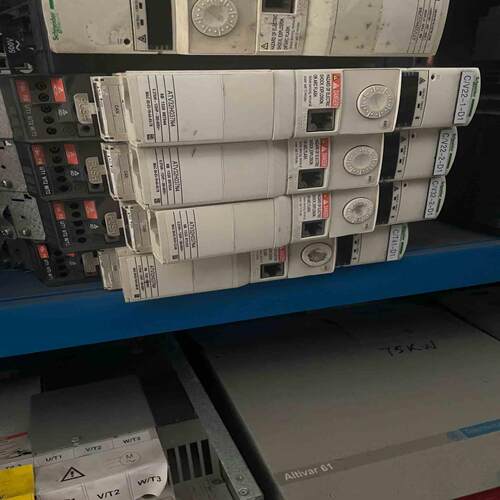 变频器 ATV32H037N4  0.37kw~议价