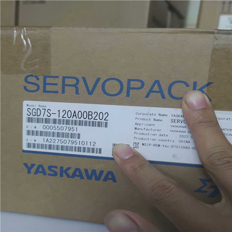 SGD7S-120A00B202伺服驱动器，商品为新(崽崽配件）