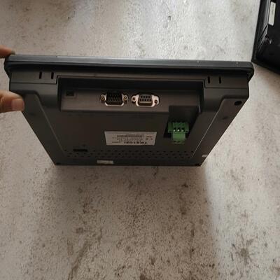 【汇生】TK6102iv5wv，威纶触摸屏，拆机，成色如图，议价