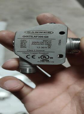 邦纳传感器，Q4xTILAF300－Q8，，成色如图（憨憨电子）