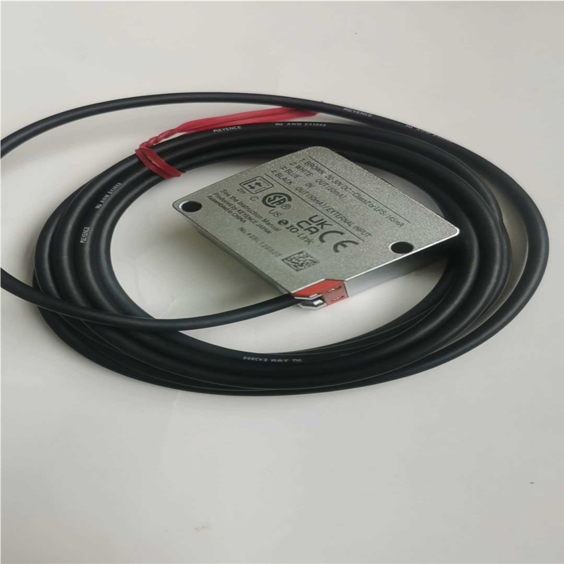 #基恩士LR-ZB250AN原装正品，功能已测试完好，~议价
