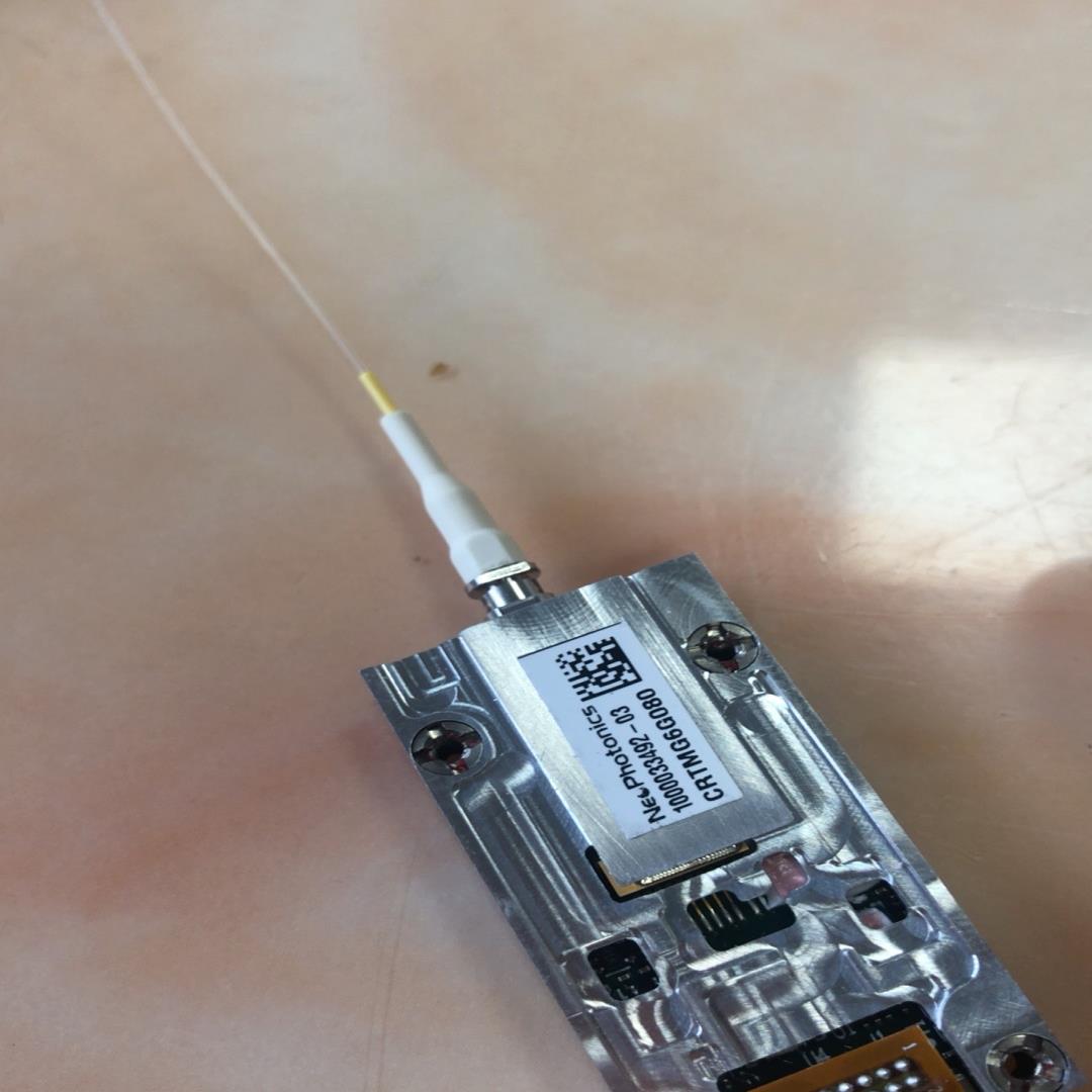 1550nm光纤激光器，光纤调制器（憨憨电子）