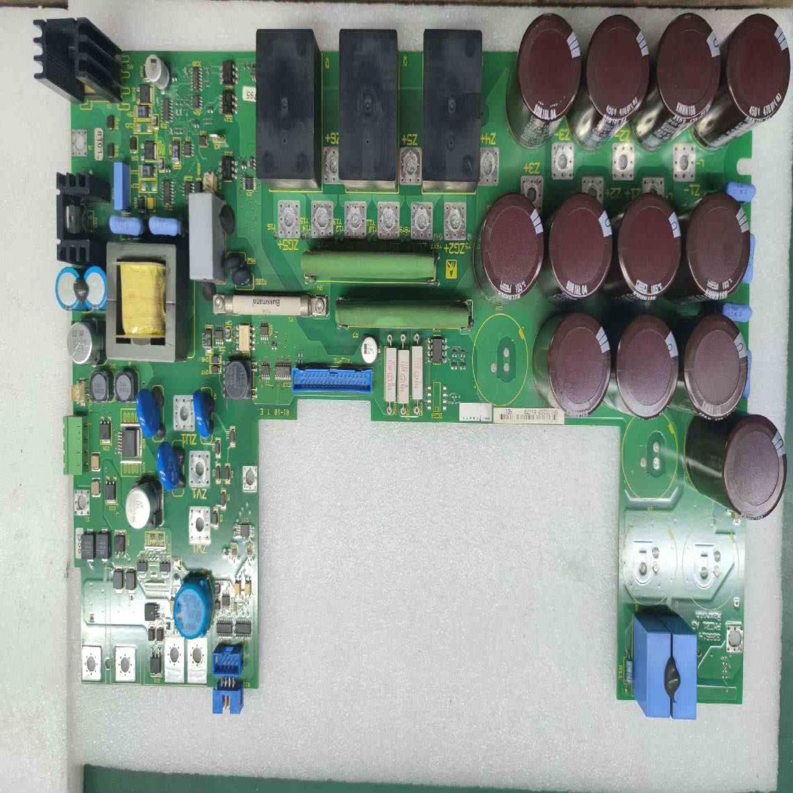 力士乐驱动器 S031E-W0100-A-05-NPB议价